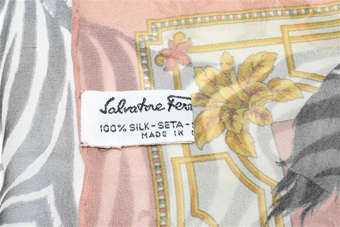 Print Salvatore Ferragamo Pocket Square, size O/S