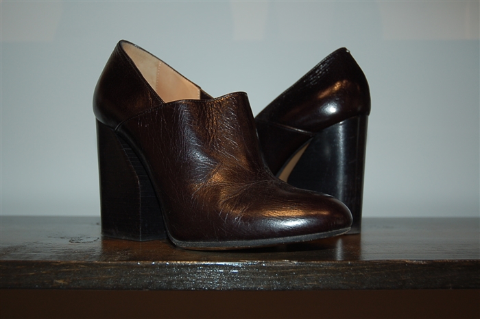 Black Leather Maison Margiela Booties, size 9