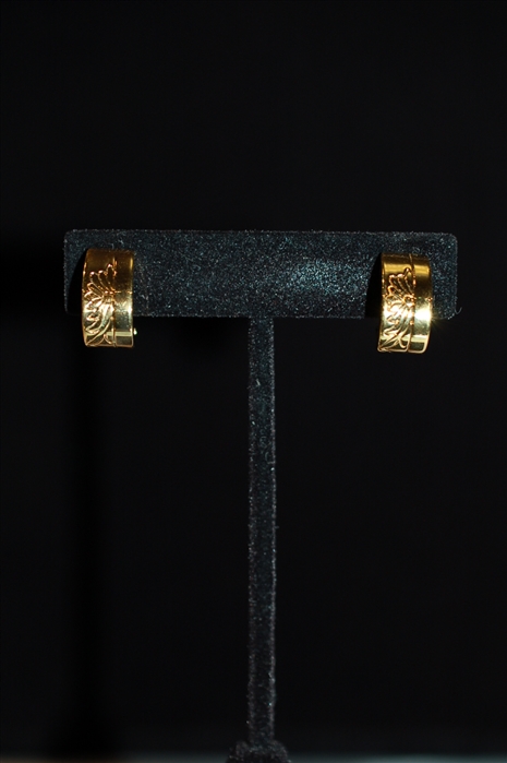 Gold Nina Ricci Earrings, size O/S