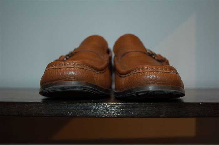 Dark Leather Salvatore Ferragamo Loafer, size 9