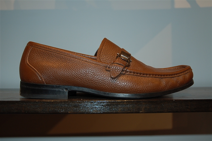 Dark Leather Salvatore Ferragamo Loafer, size 9