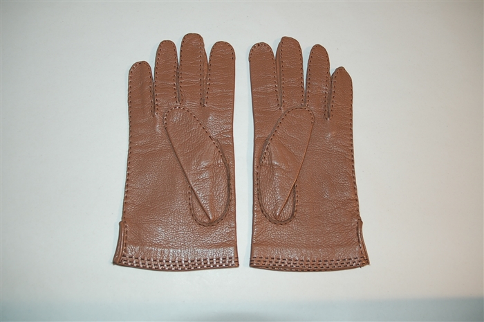 Malt Fendi Gloves, size O/S