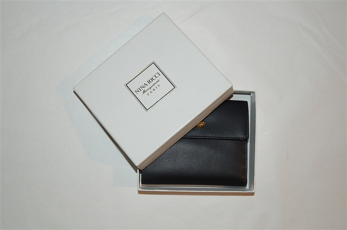 Black Leather Nina Ricci Wallet, size M