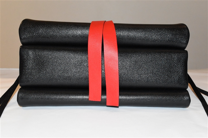 Black & Red Valentino Shoulder Bag, size M