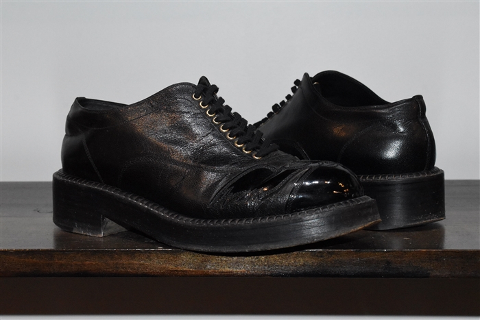 Black Leather Chanel Oxford, size 6.5