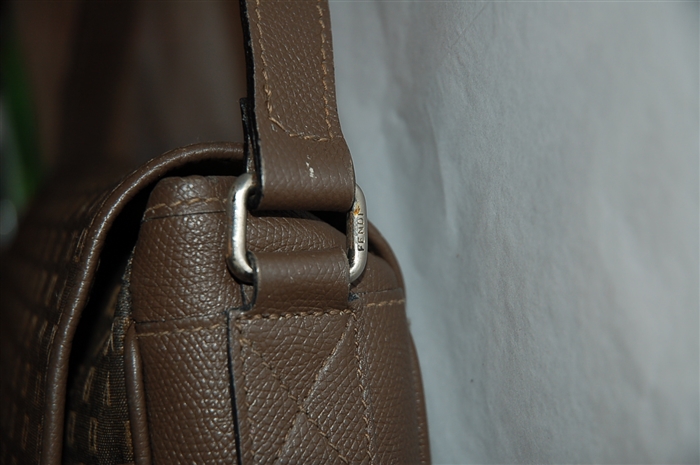 Dark Taupe Fendi - Vintage Cross-Body, size M