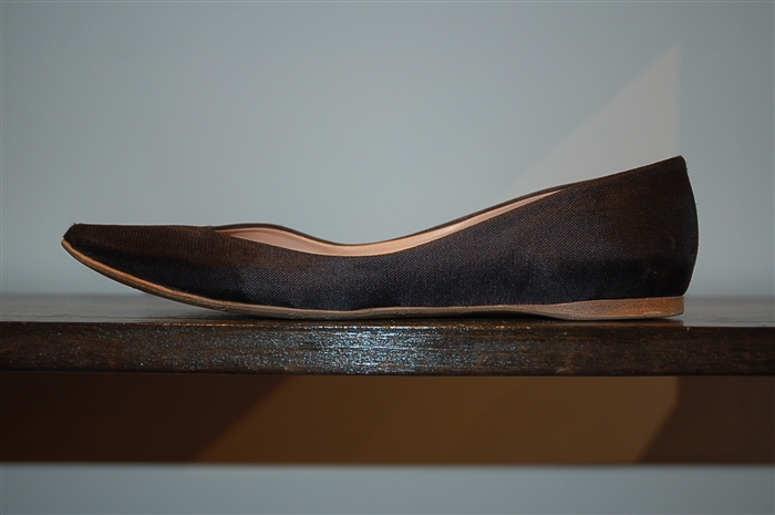 Basic Black Nina Ricci Flats, size 8