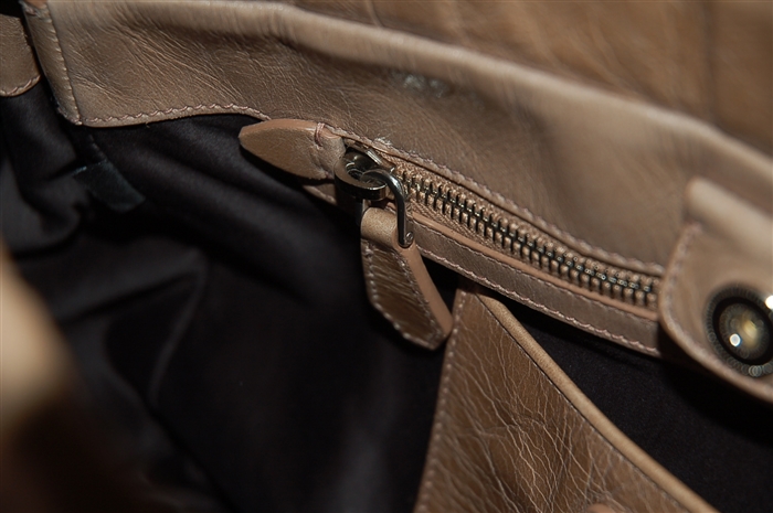 Soft Beige Miu Miu Tote, size L