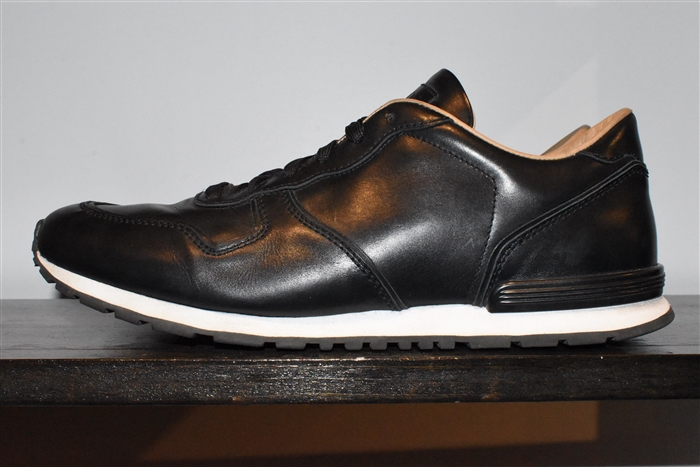Black Leather Tod's Sneaker, size 9.5
