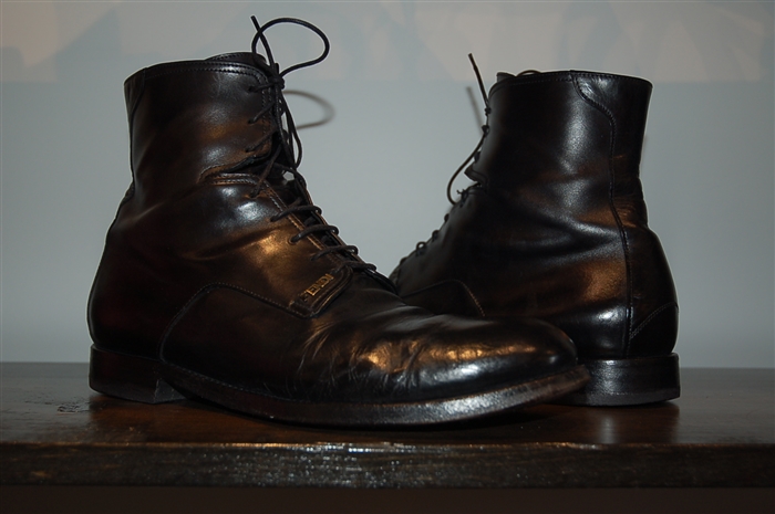 Black Leather Fendi Boots, size 8