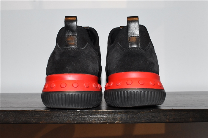 Black Tod's Sneaker, size 9