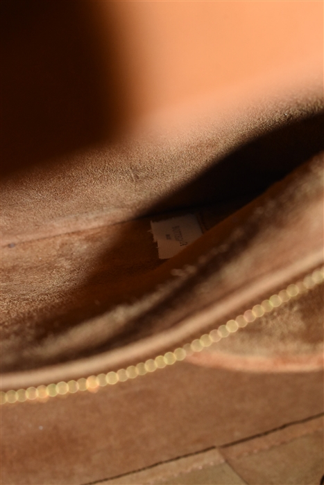 Caramel Bottega Veneta Shoulder Bag, size L