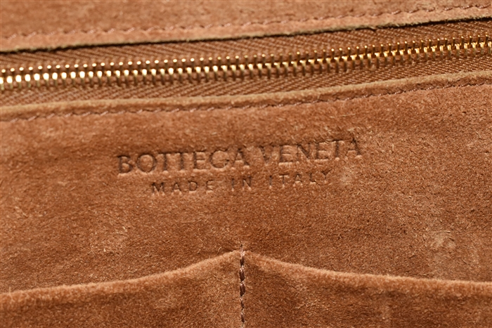 Caramel Bottega Veneta Shoulder Bag, size L