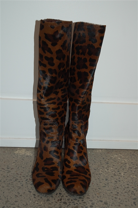 Animal Print Car Shoe Boots, size 9