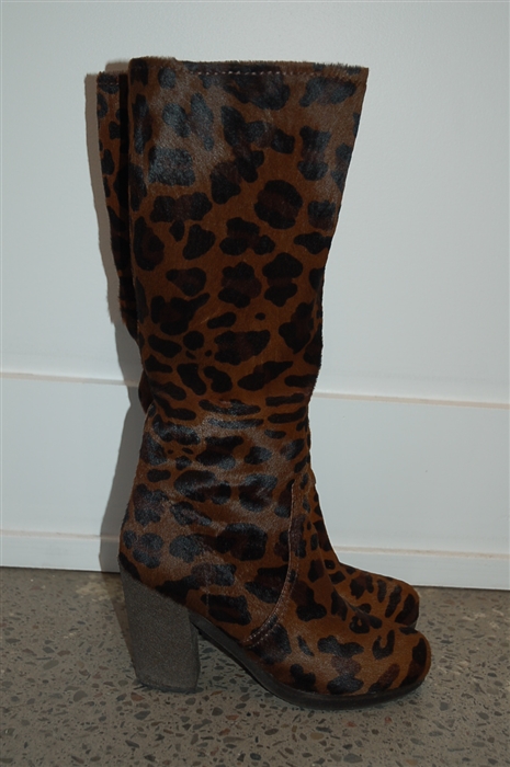 Animal Print Car Shoe Boots, size 9