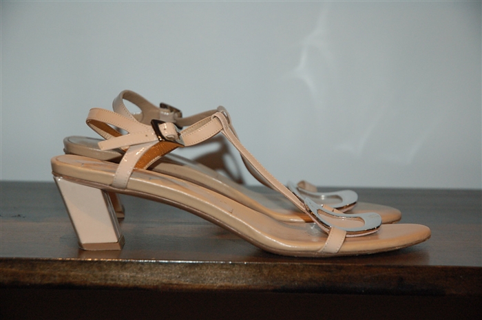 Light Beige Roger Vivier Sandal, size 8