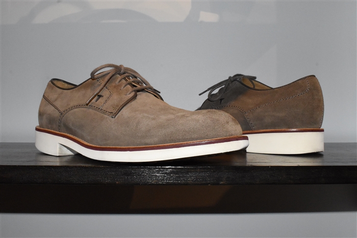 Dark Taupe Tod's Derby, size 9.5