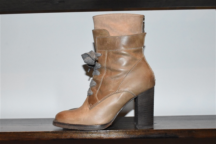 Beige Brunello Cucinelli Ankle Boots, size 7