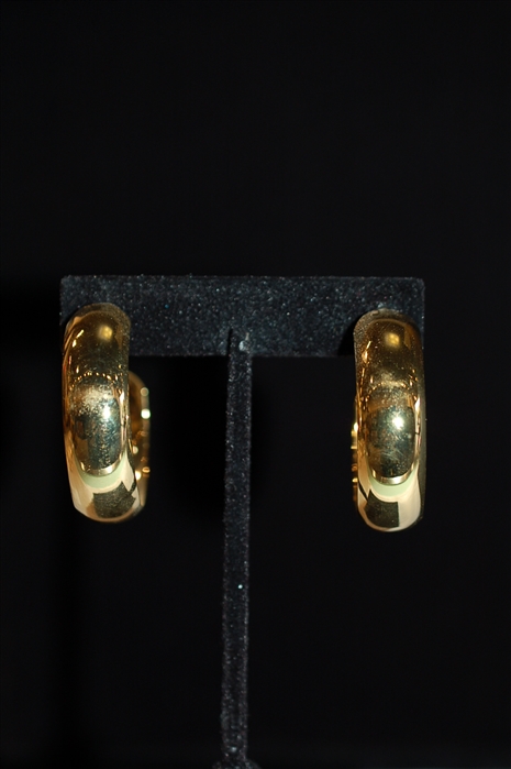 Gold Nina Ricci Earrings, size O/S
