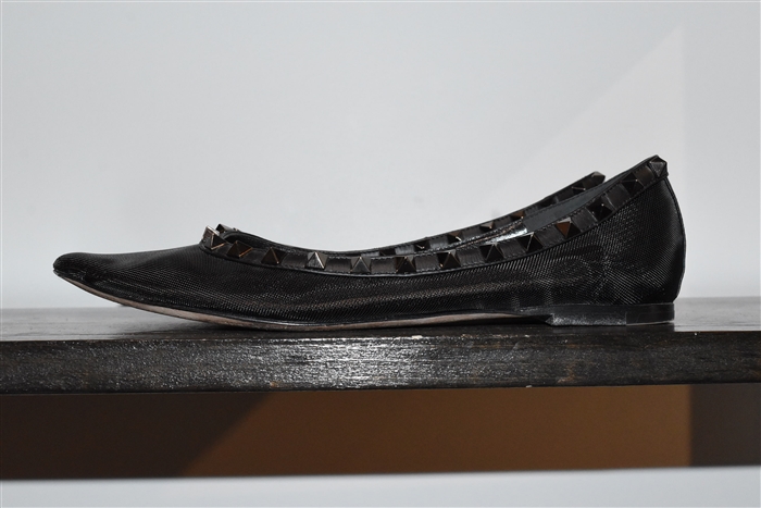 Basic Black Valentino Flats, size 7