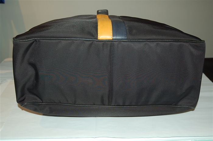 Basic Black Tod's Tote, size XL