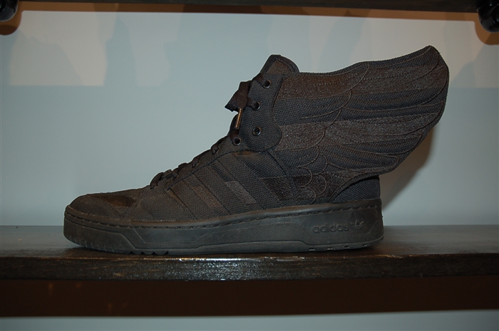Basic Black Jeremy Scott x Adidas High-Top Sneakers, size 11