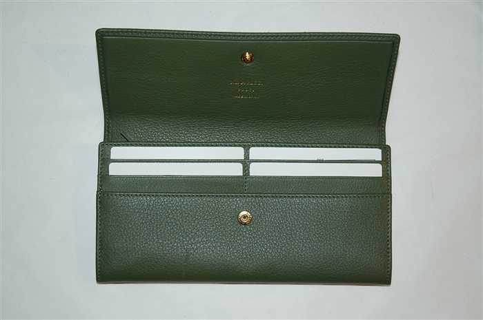 Olive Nina Ricci Wallet, size L