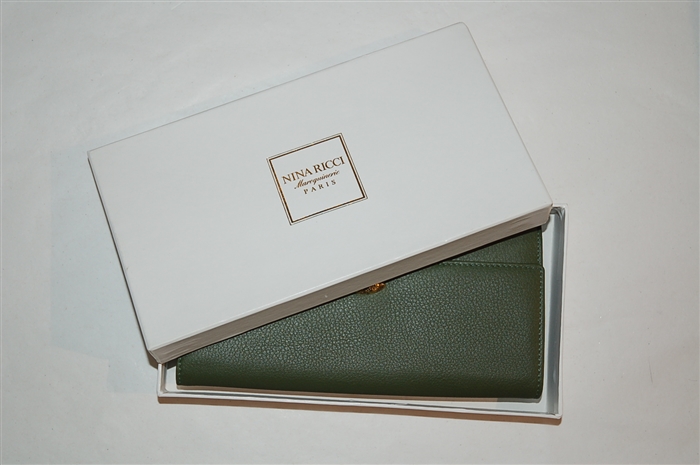 Olive Nina Ricci Wallet, size L