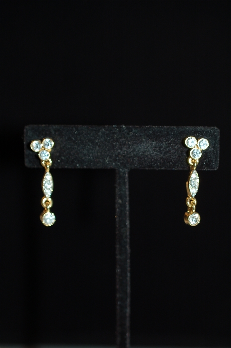 Gold Nina Ricci Earrings, size O/S