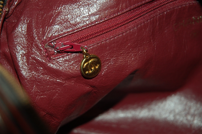 Espresso Chanel - Vintage Shoulder Bag, size M