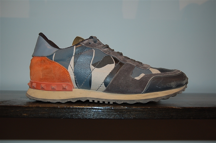 Camouflage Valentino Sneaker, size 8