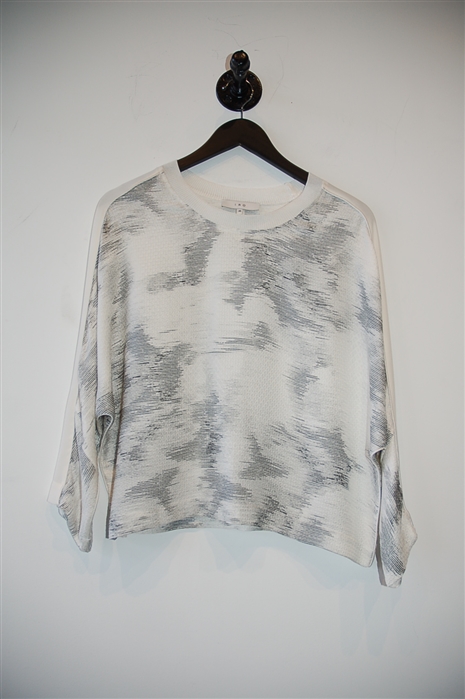 White & Black Iro Pullover, size 4