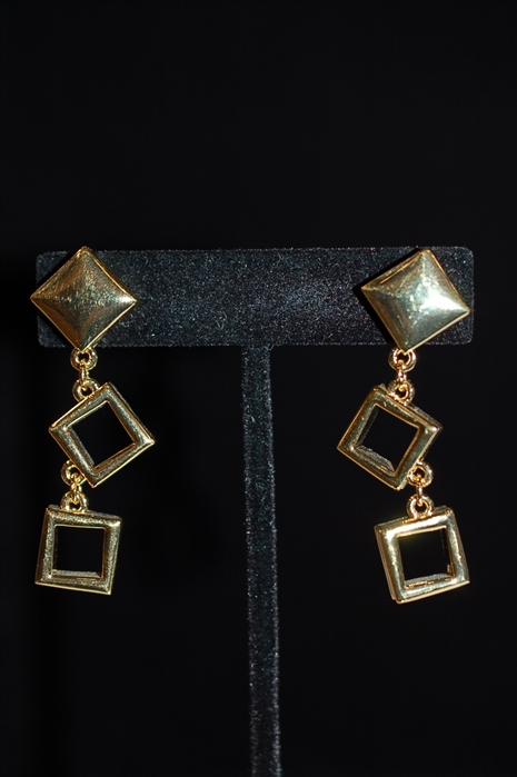 Gold Nina Ricci Earrings, size O/S
