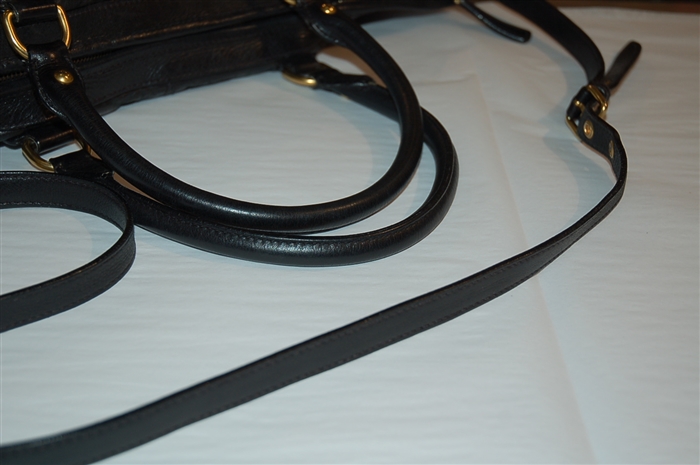 Black Leather Miu Miu Satchel, size L