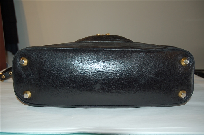 Black Leather Miu Miu Satchel, size L