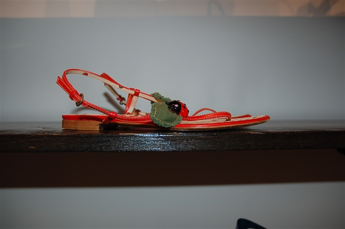 Bright Red Moschino - Cheap & Chic Sandal, size 8