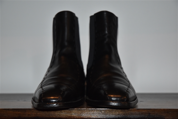 Black Leather Dolce & Gabbana Chelsea Boots, size 9