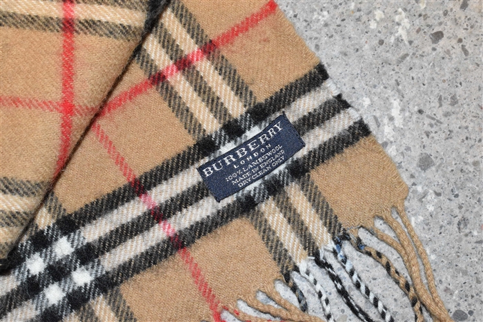 Check Burberry Scarf, size O/S