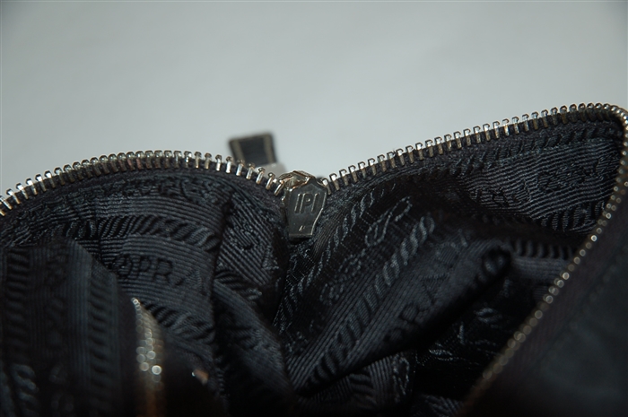 Basic Black Prada Shoulder Bag, size S