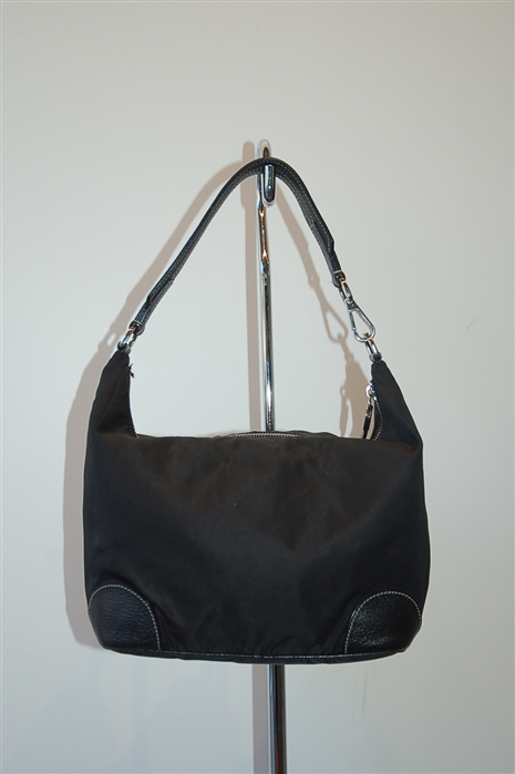 Basic Black Prada Shoulder Bag, size S